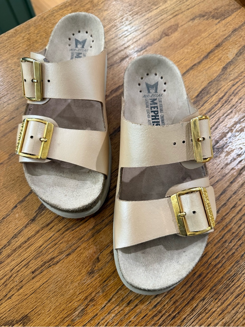 Mephisto Hester Slide in Platinum Color